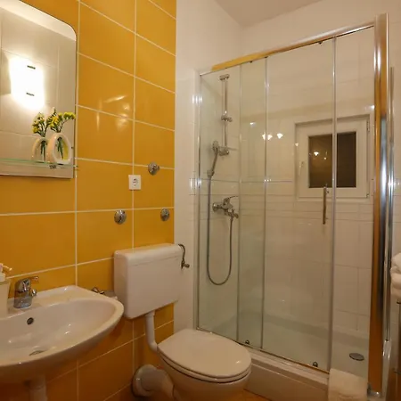 Stipe Plazibat Apartment *