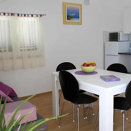 Stipe Plazibat Apartman *