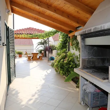 Stipe Plazibat Apartman