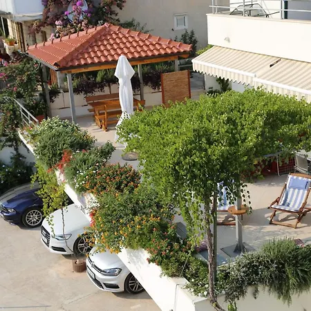 Stipe Plazibat Apartment